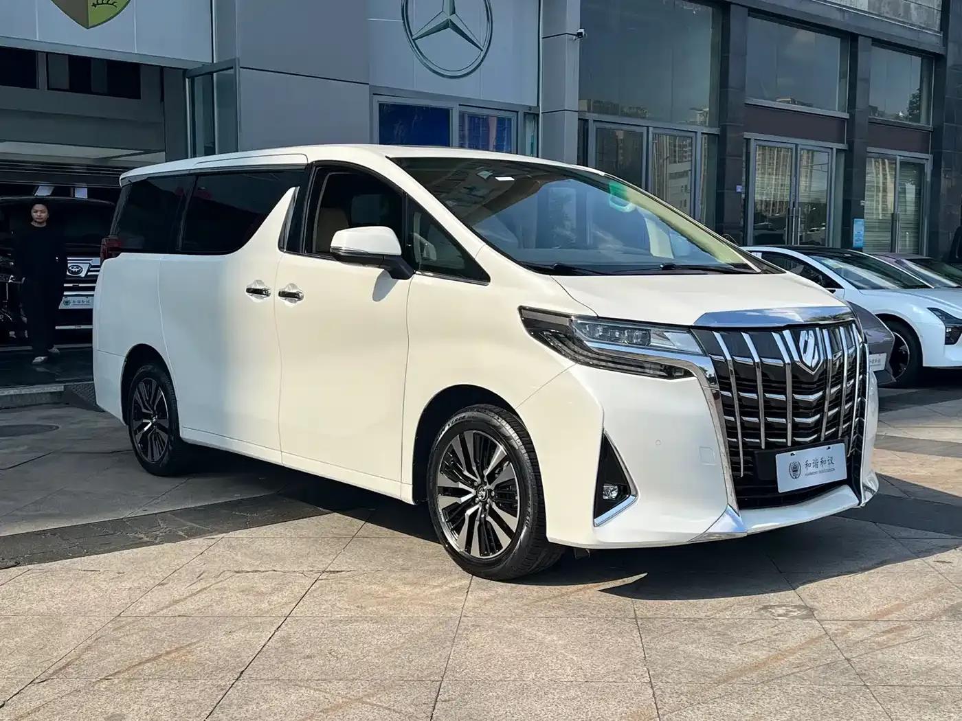 2018 Alphard 3.5L Luxury Edition — миниатюра 3