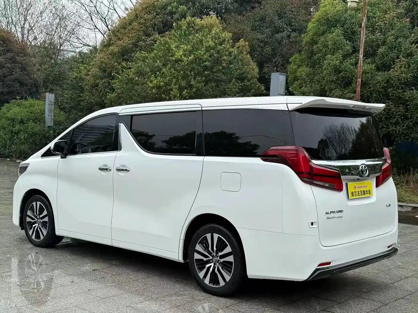 2018 Alphard Facelift 3.5L Premium Edition — миниатюра 5