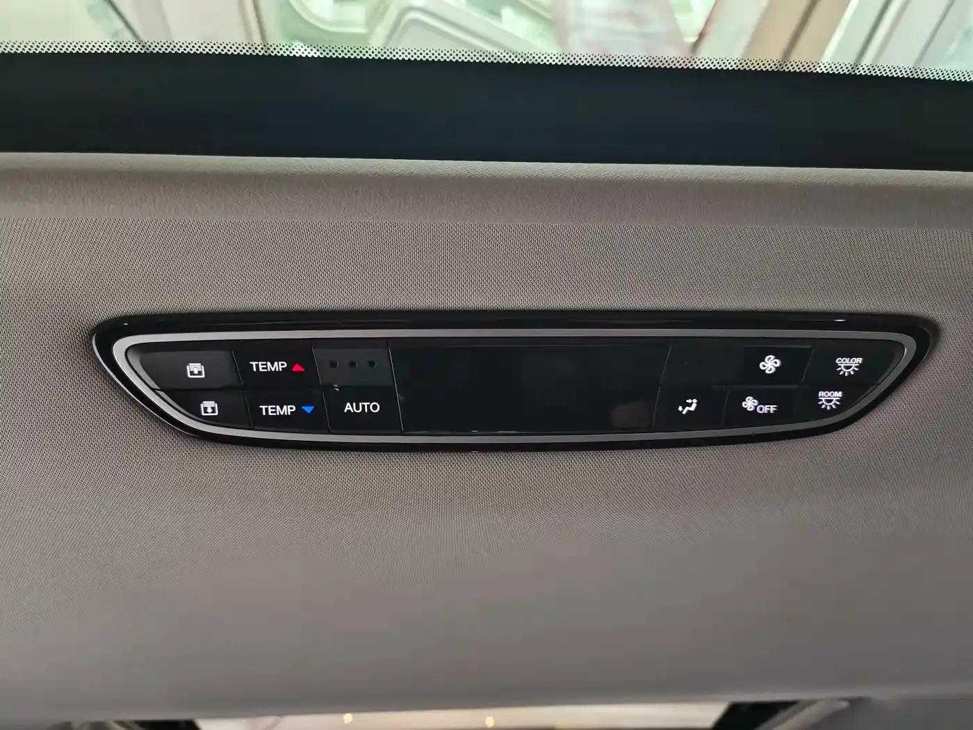 Trumpchi M8 2021 Leading Series 390T Premium Edition — миниатюра 16