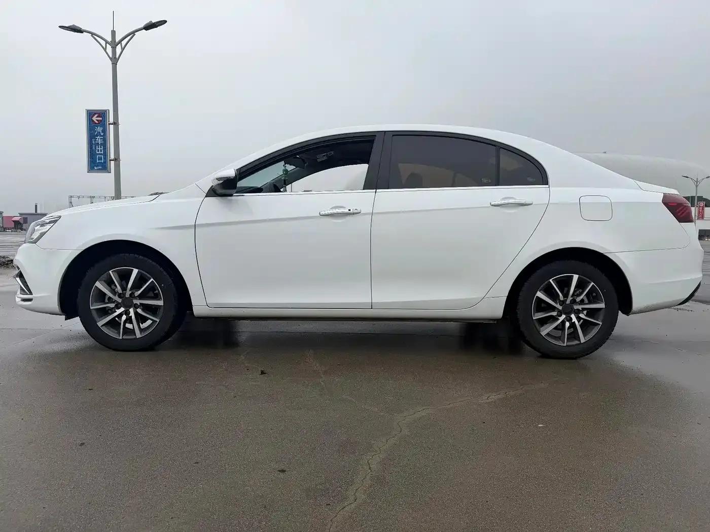 Geely Emgrand 2020 1.5L CVT Upward Edition — миниатюра 4