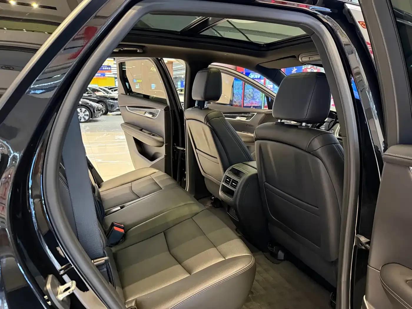 Cadillac XT5 2021 2.0T 2WD Luxury — миниатюра 11