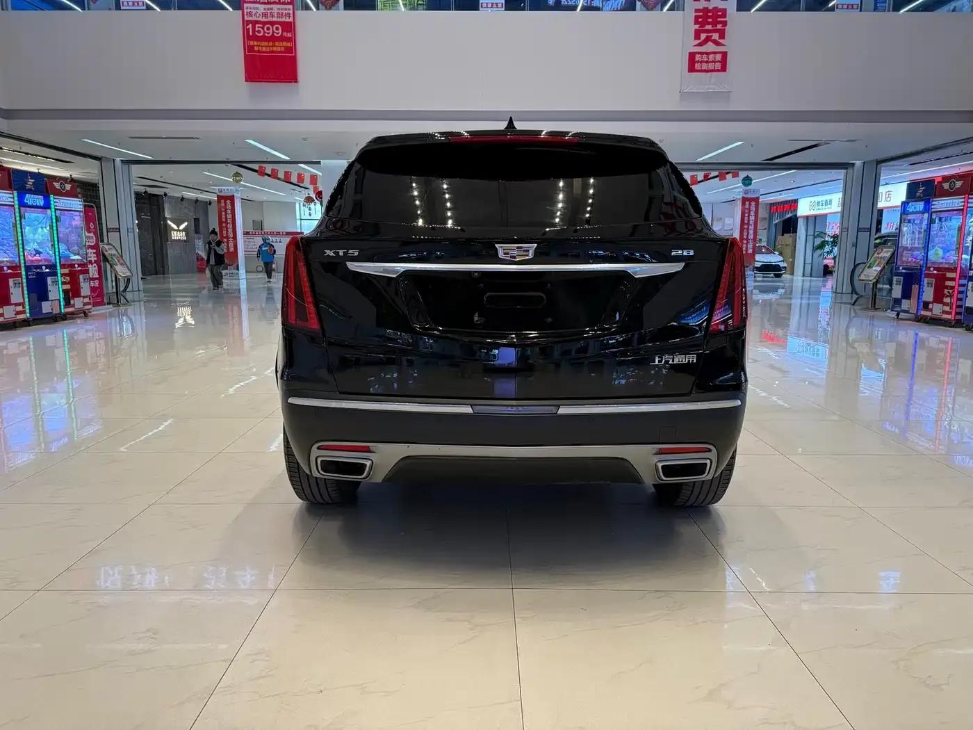 Cadillac XT5 2021 2.0T 2WD Luxury — миниатюра 4
