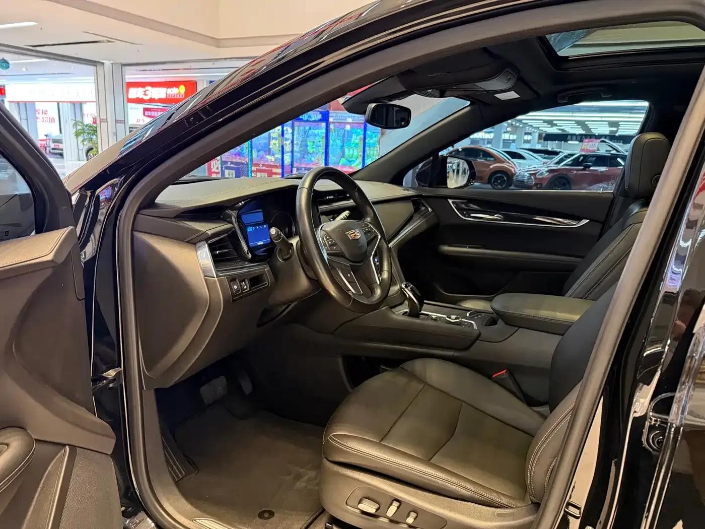 Cadillac XT5 2021 2.0T 2WD Luxury — миниатюра 7