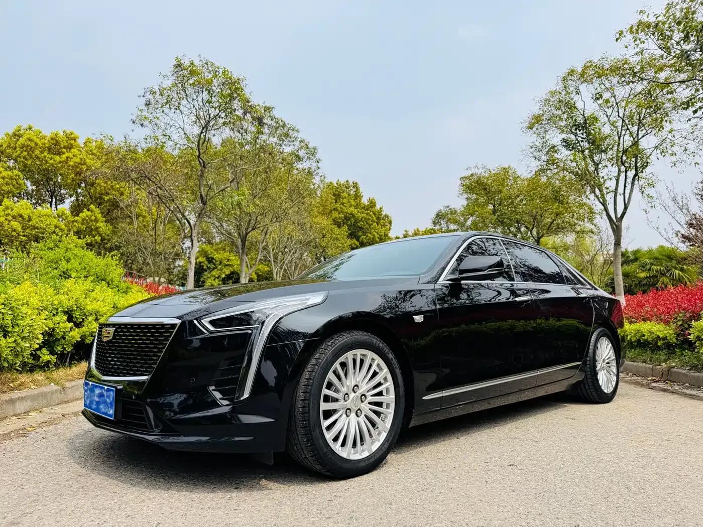 2019 Cadillac CT6 28T Luxury — миниатюра 1