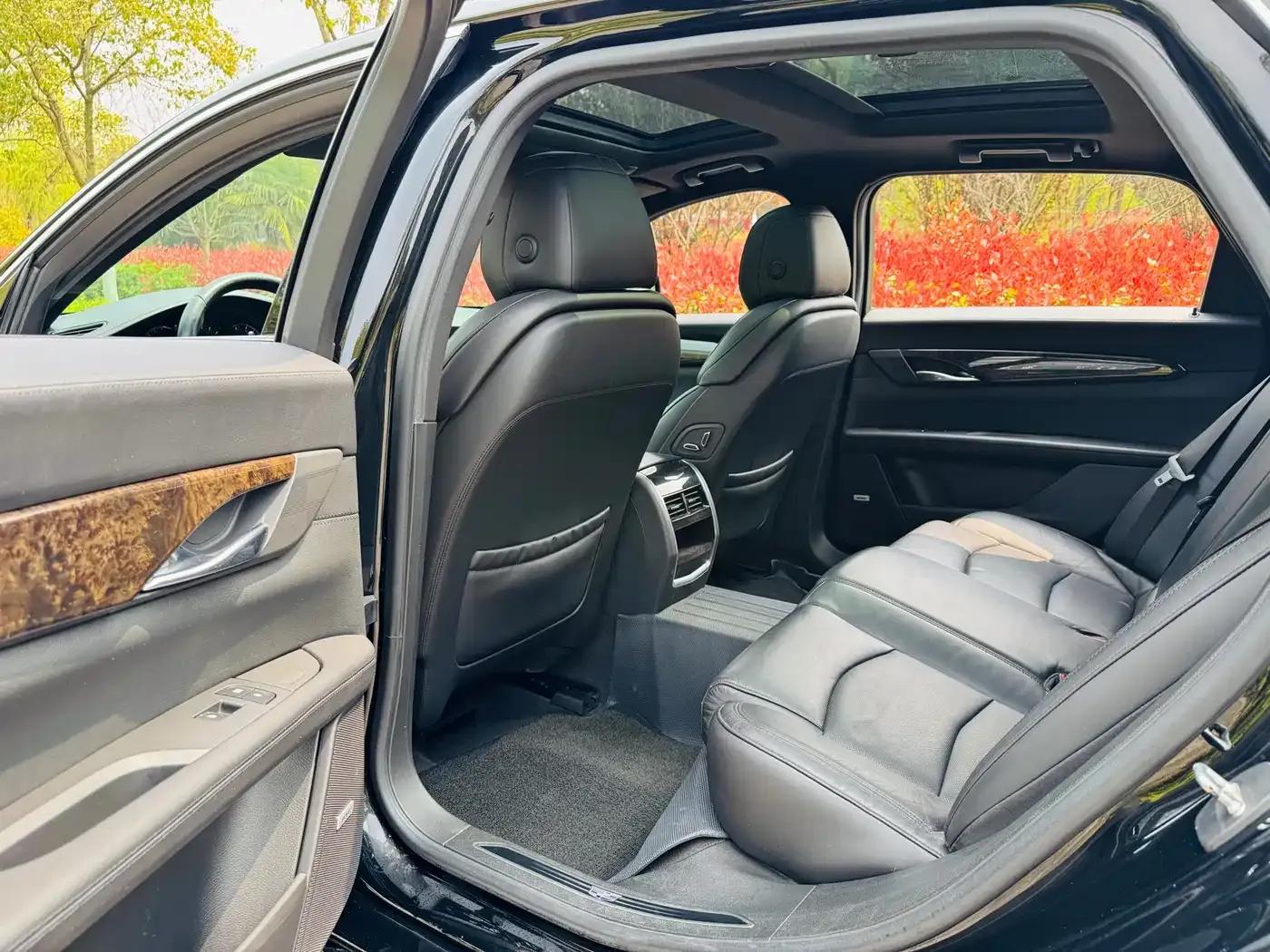 2019 Cadillac CT6 28T Luxury — миниатюра 7