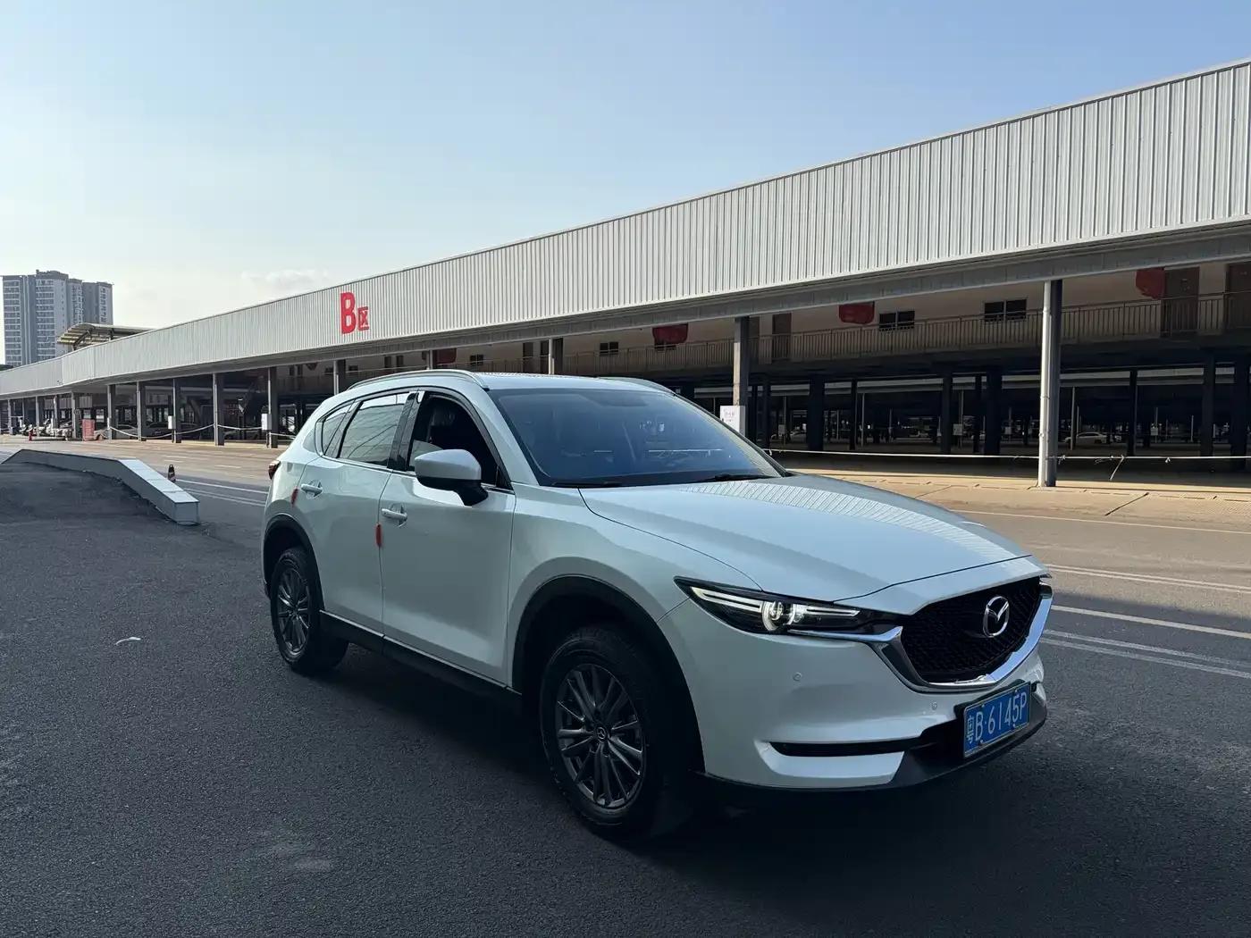 Mazda CX-5 2020 Facelift 2.0L Automatic 2WD Supreme Edition — миниатюра 3