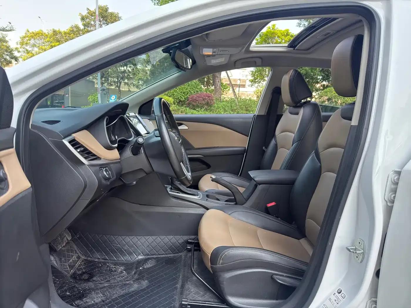 Chevrolet Cruze 2020 320 Automatic Comfort Edition — миниатюра 9