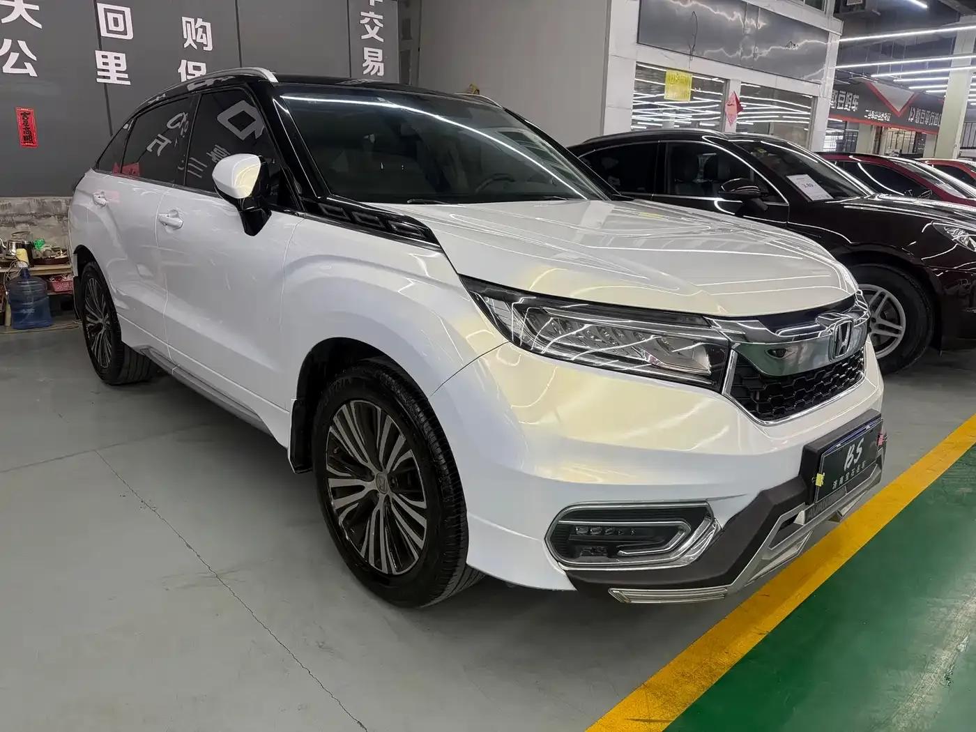 2017 Honda Avancier 370TURBO 4WD Premium Edition — миниатюра 2