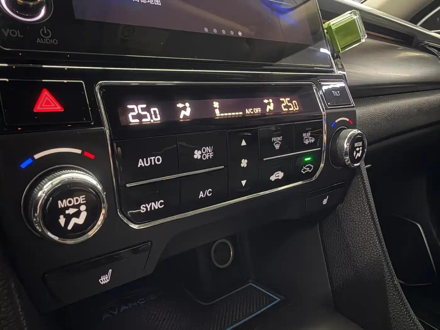 2017 Honda Avancier 370TURBO 4WD Premium Edition — миниатюра 11