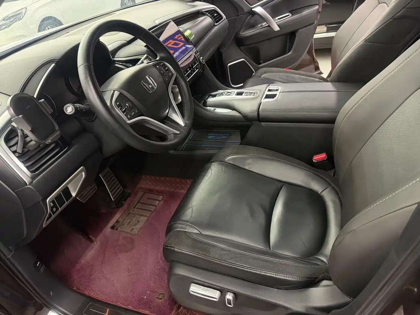 2017 Honda Avancier 370TURBO 4WD Premium Edition — миниатюра 4