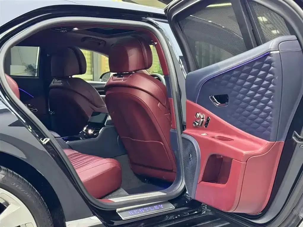 Flying Spur 2021 4.0T V8 Standard Edition — миниатюра 8