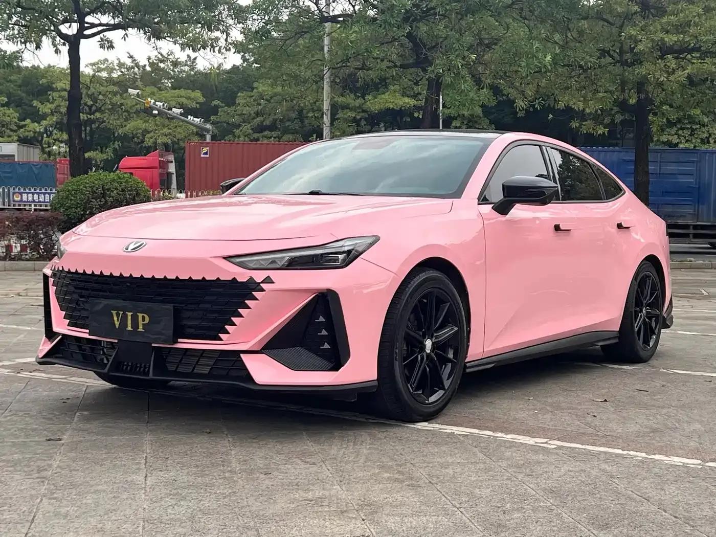 Changan UNI-V 2022 1.5T Premium Edition — миниатюра 2