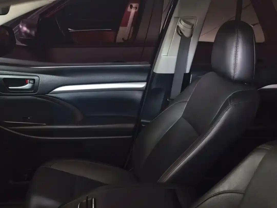 2018 Toyota Highlander 2.0T 4WD Premium Edition 7-seater (National V Emission Standard) — миниатюра 20