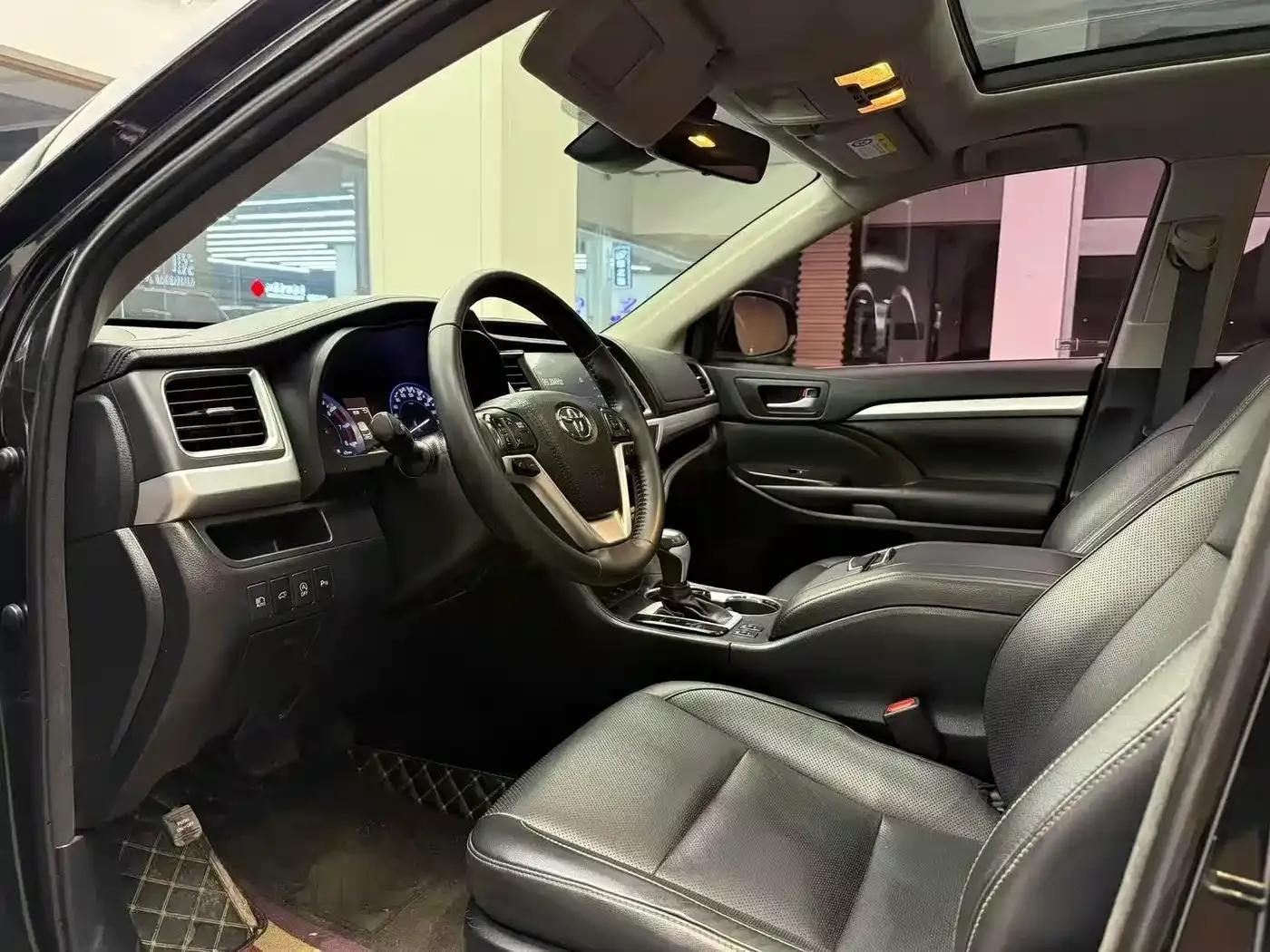 2018 Toyota Highlander 2.0T 4WD Premium Edition 7-seater (National V Emission Standard) — миниатюра 4