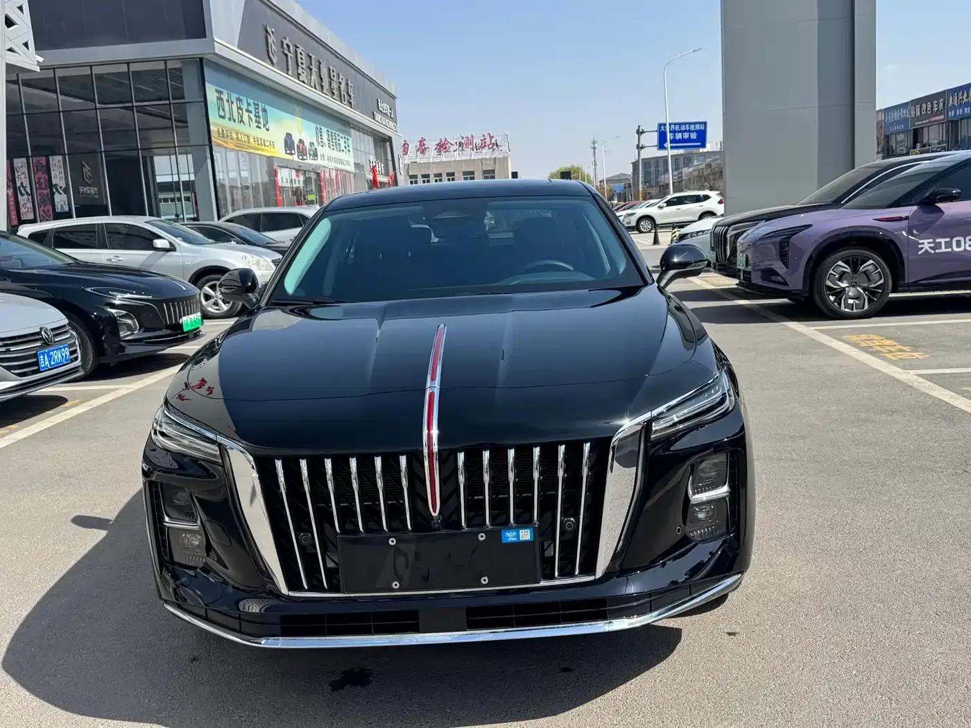 Hongqi H5 PHEV 2025 Model 170 Super Hybrid — миниатюра 3