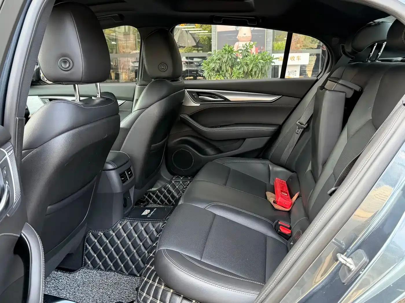 2021 Cadillac CT5 28T Luxury — миниатюра 10