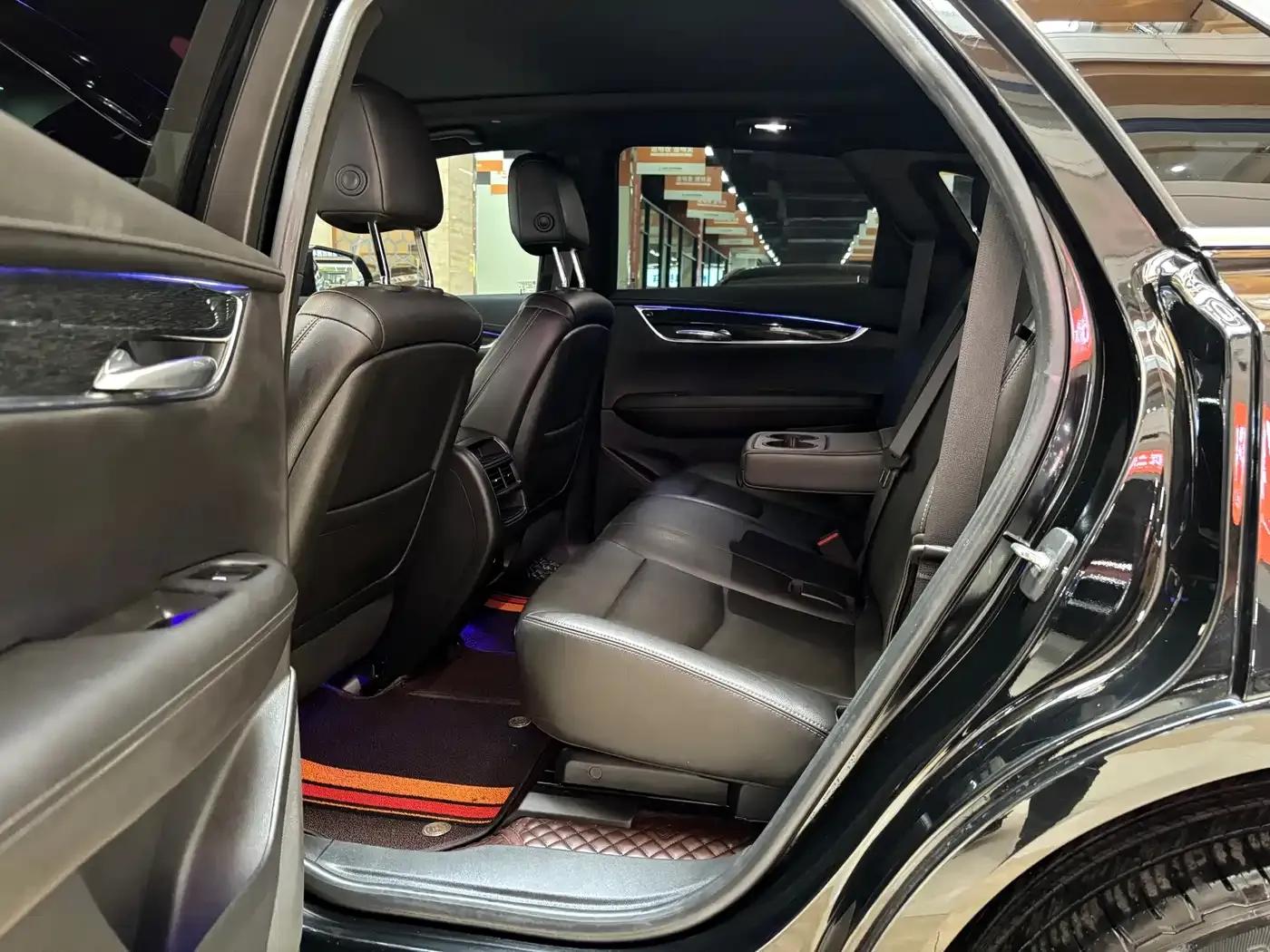 Cadillac XT5 2022 2.0T 2WD Luxury — миниатюра 6