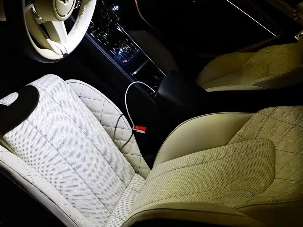 2022 Continental 4.0T GT V8 Mulliner — миниатюра 14