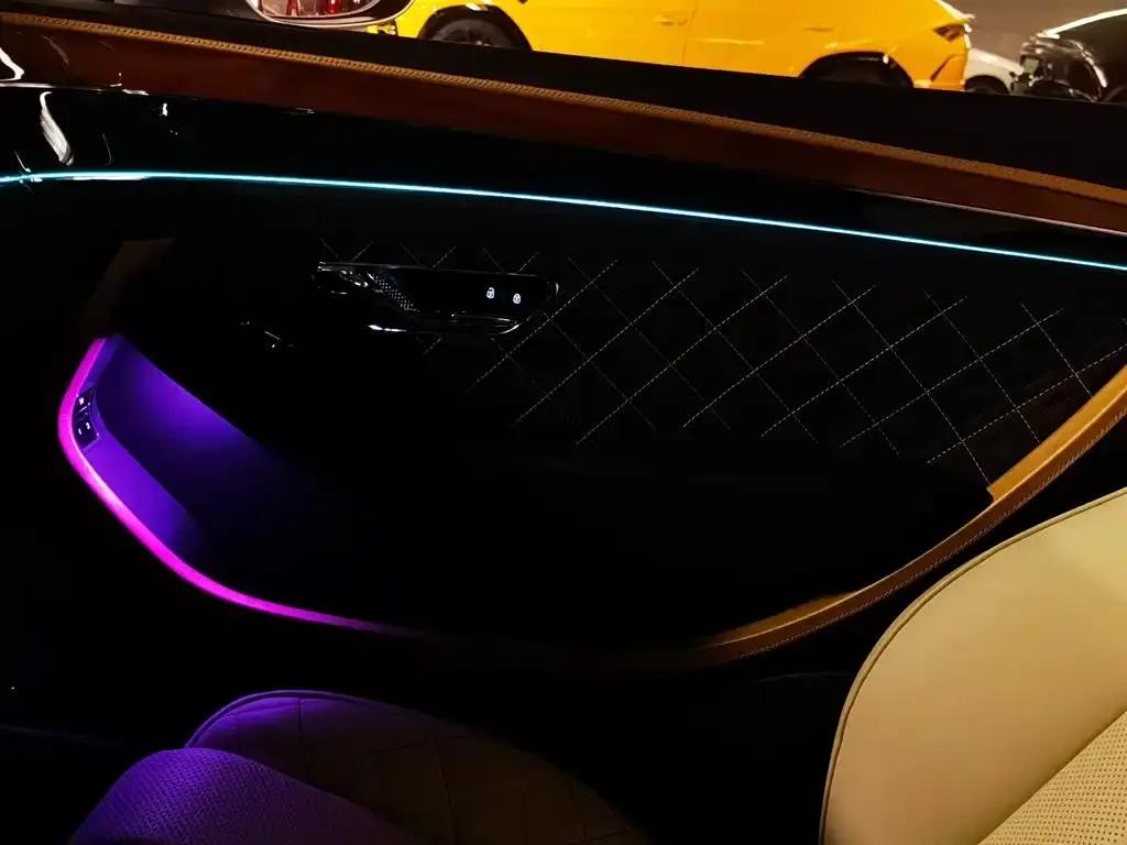2022 Continental 4.0T GT V8 Mulliner — миниатюра 9
