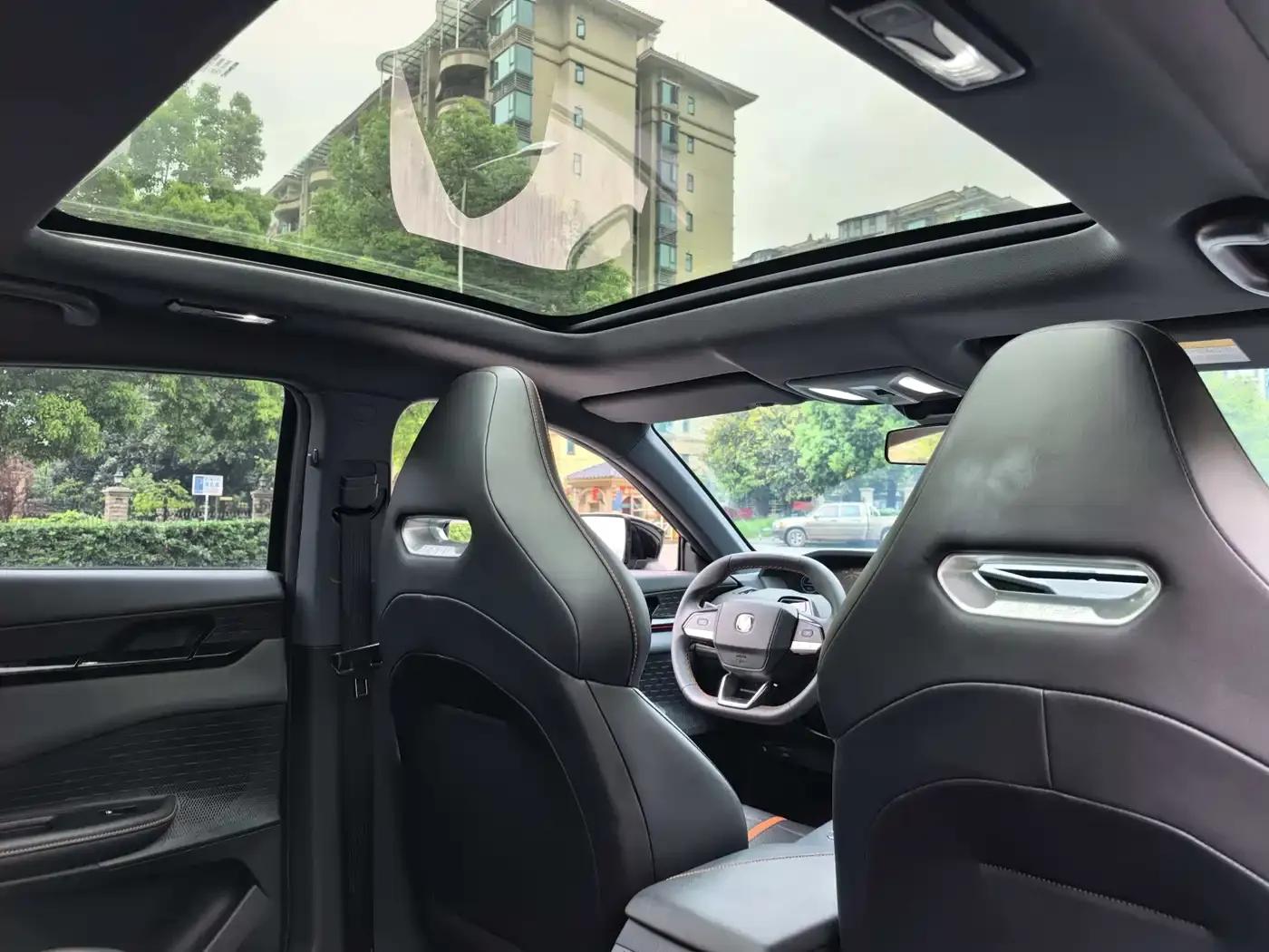 Changan UNI-V 2024 1.5T Premium Edition — миниатюра 9