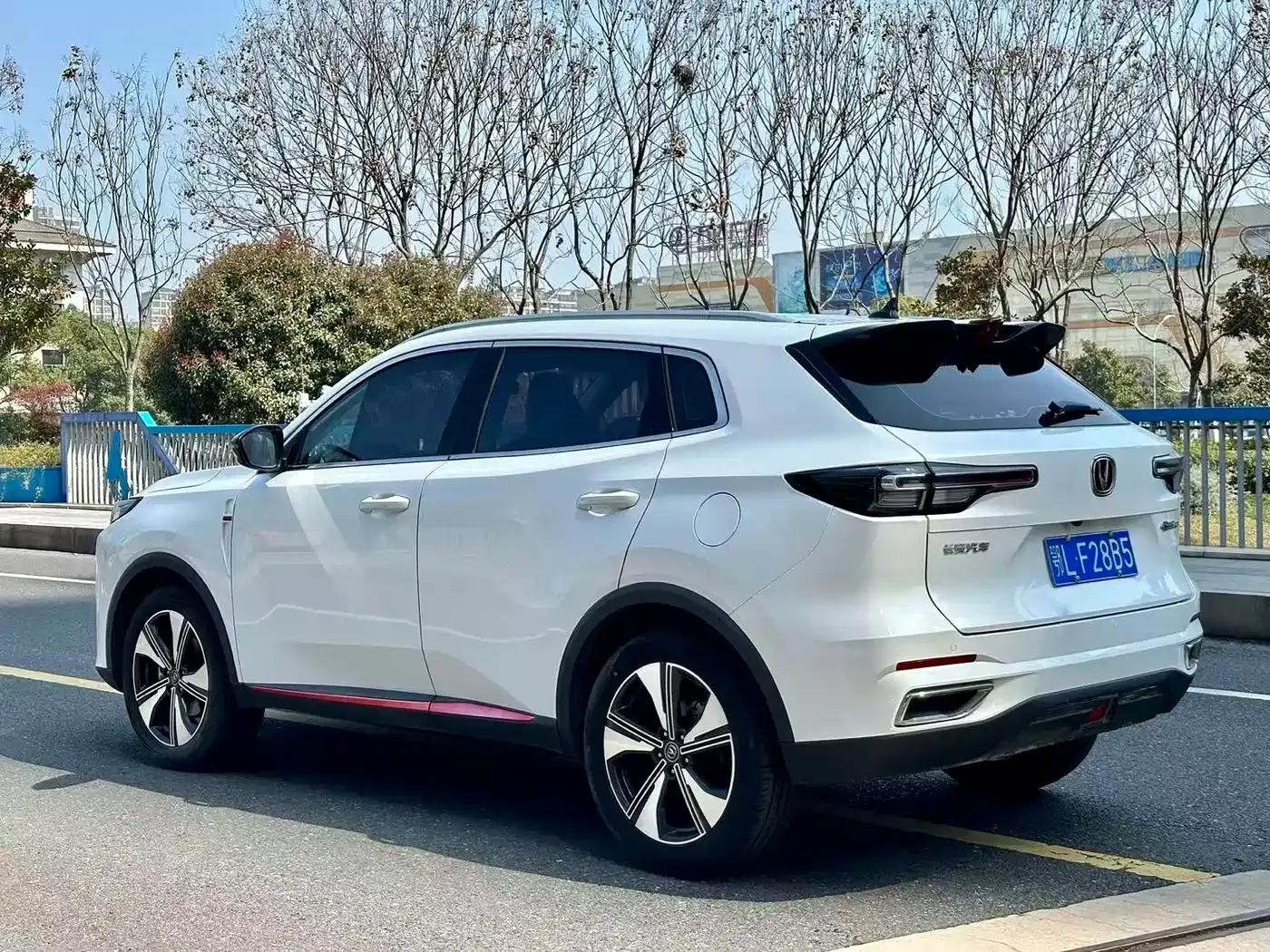 Changan CS55PLUS 2022 Second Generation 1.5T DCT Luxury Edition — миниатюра 6