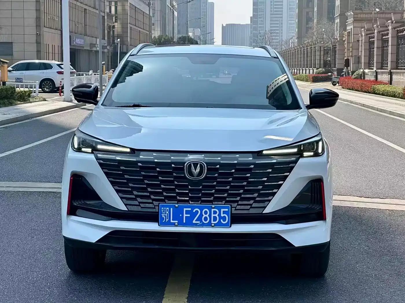 Changan CS55PLUS 2022 Second Generation 1.5T DCT Luxury Edition — миниатюра 9