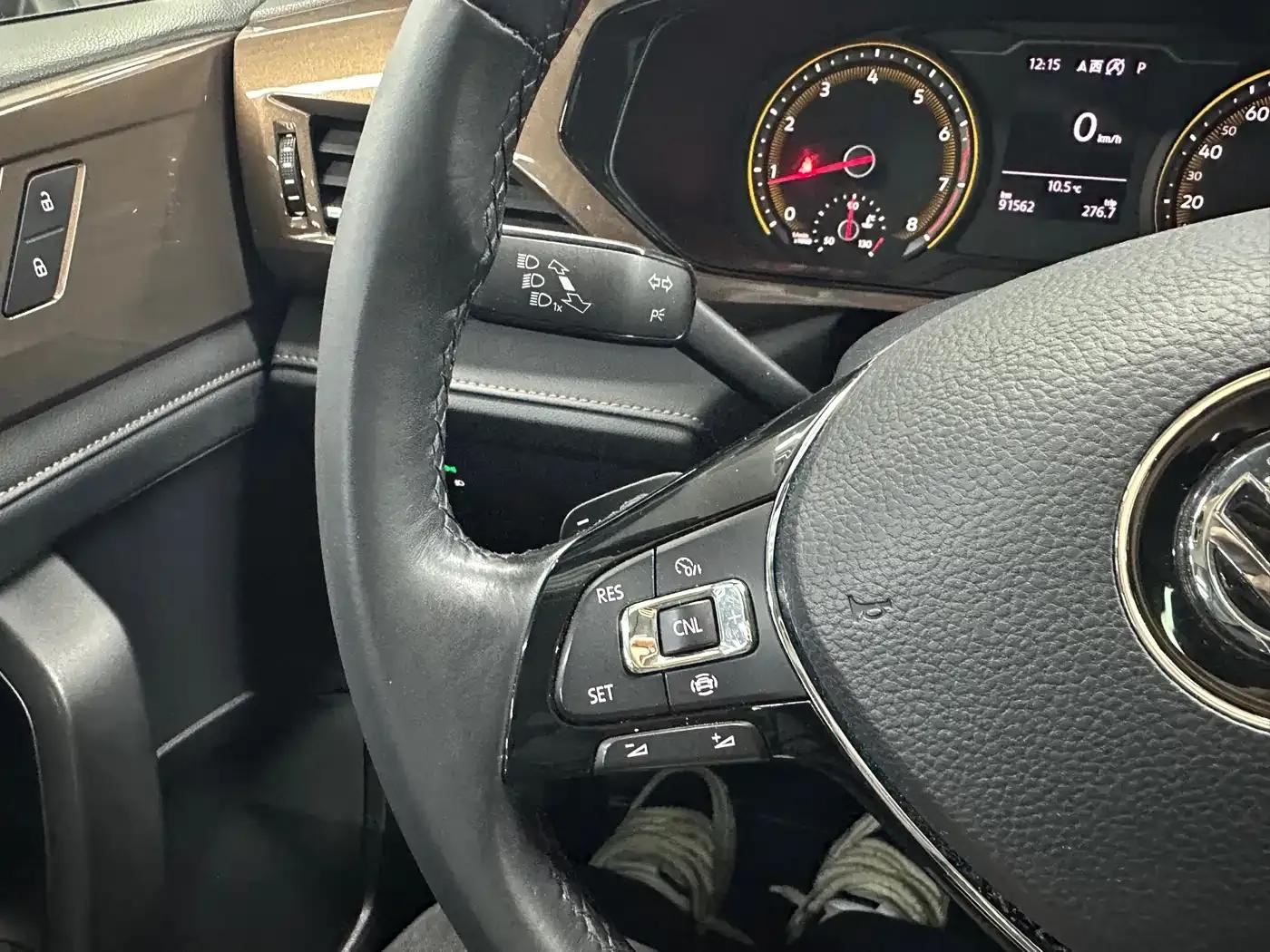 Tharu 2019 330TSI 4WD Luxury Edition (China VI Emission Standard) — миниатюра 13