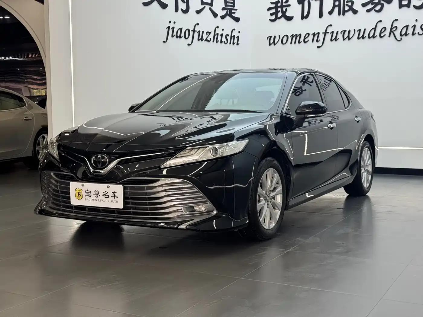 2018 Camry 2.0G Luxury Edition — миниатюра 3