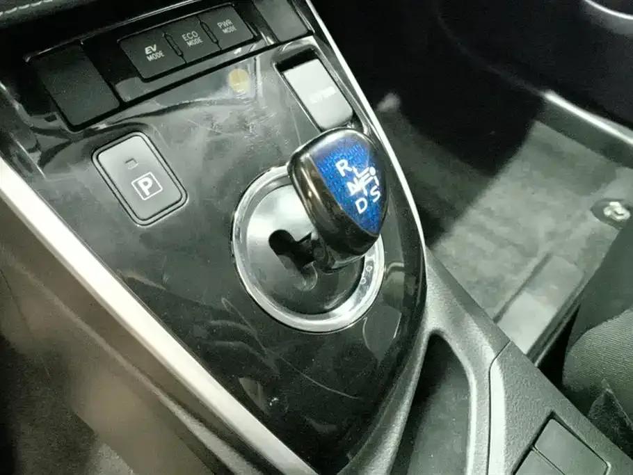 2018 Toyota Corolla Hybrid 1.8L E-CVT Smart Edition — миниатюра 15