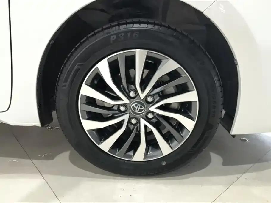 2018 Toyota Corolla Hybrid 1.8L E-CVT Smart Edition — миниатюра 5