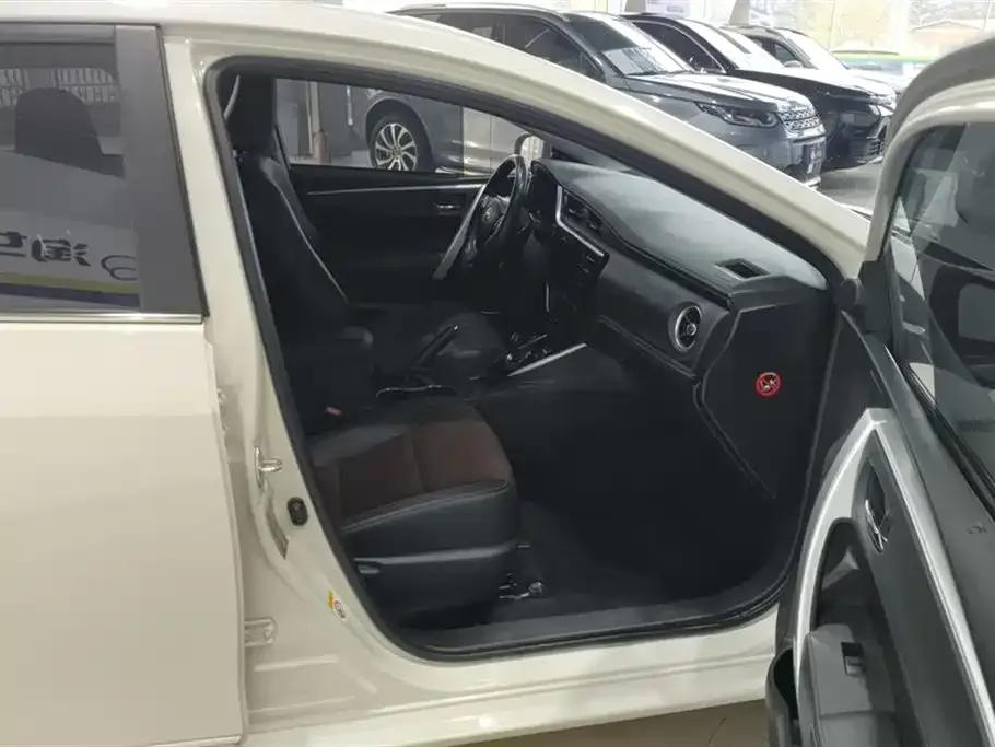 2018 Toyota Corolla Hybrid 1.8L E-CVT Smart Edition — миниатюра 7