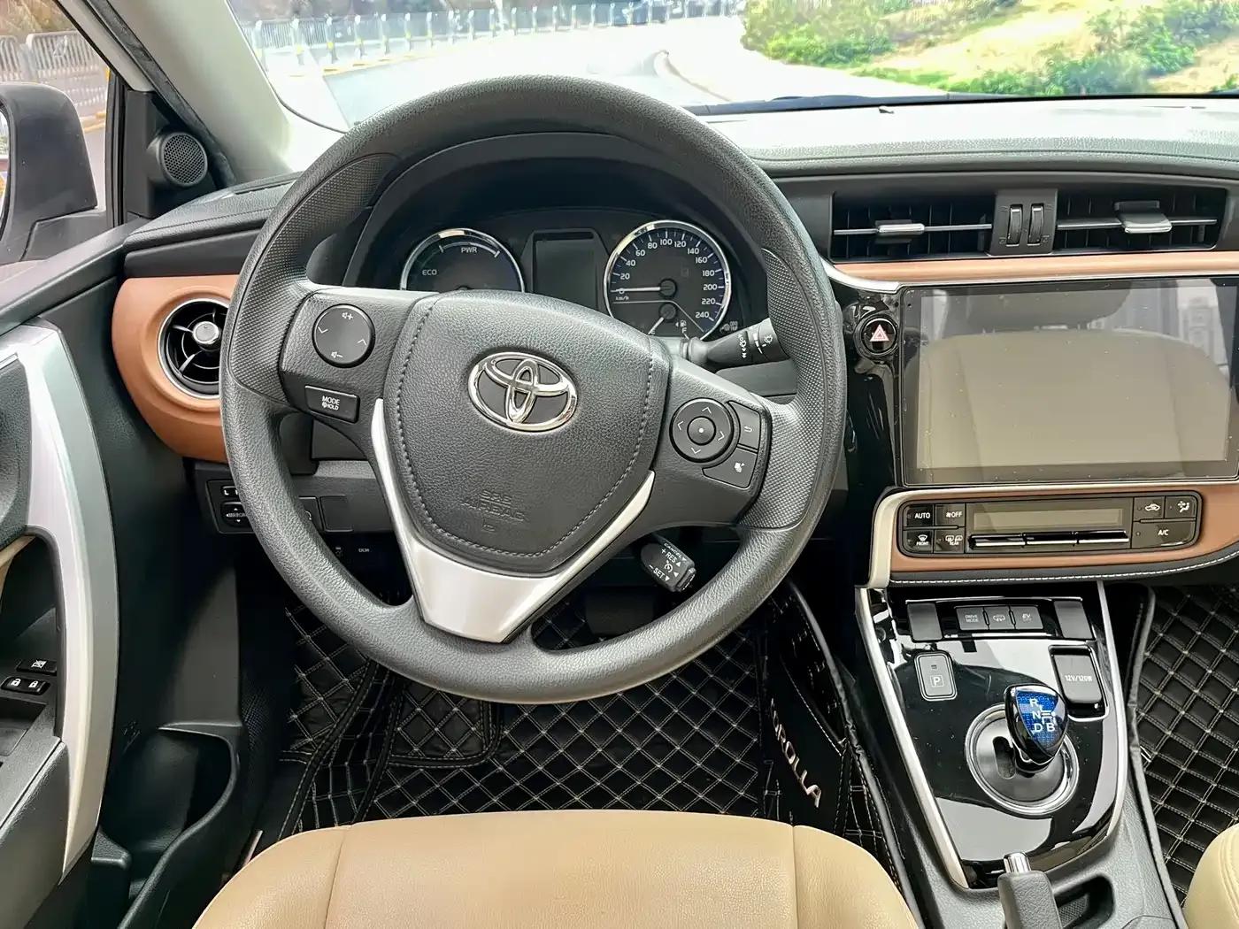 Corolla Hybrid E+ 2020 1.8L E-CVT Comfort Edition — миниатюра 9
