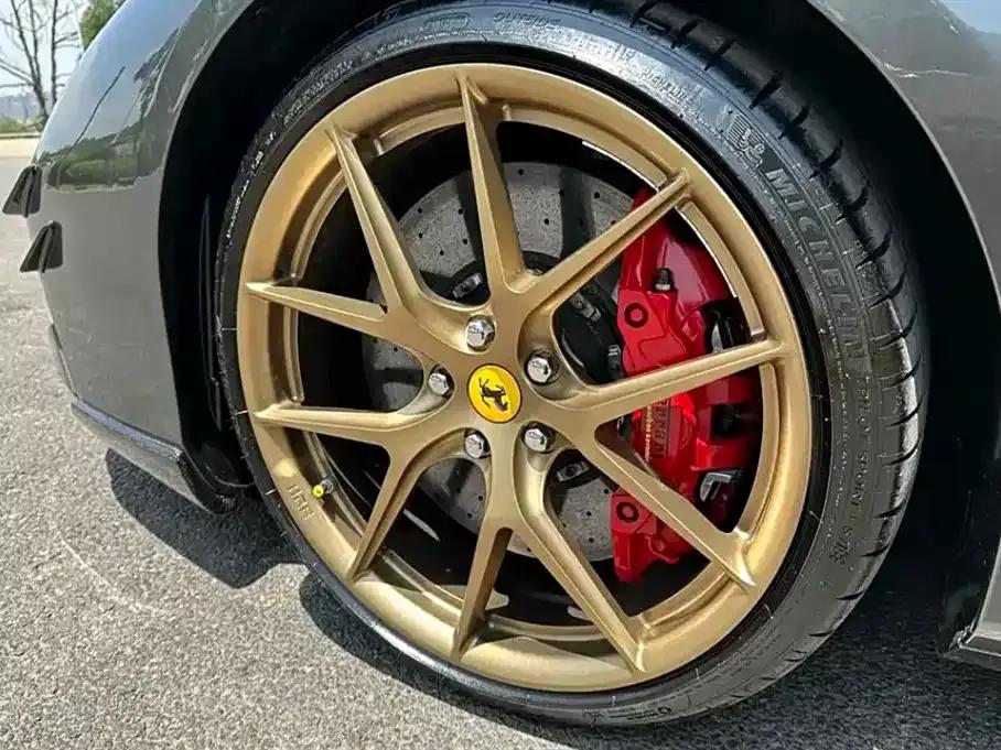 2015 Ferrari 488 GTB — миниатюра 5