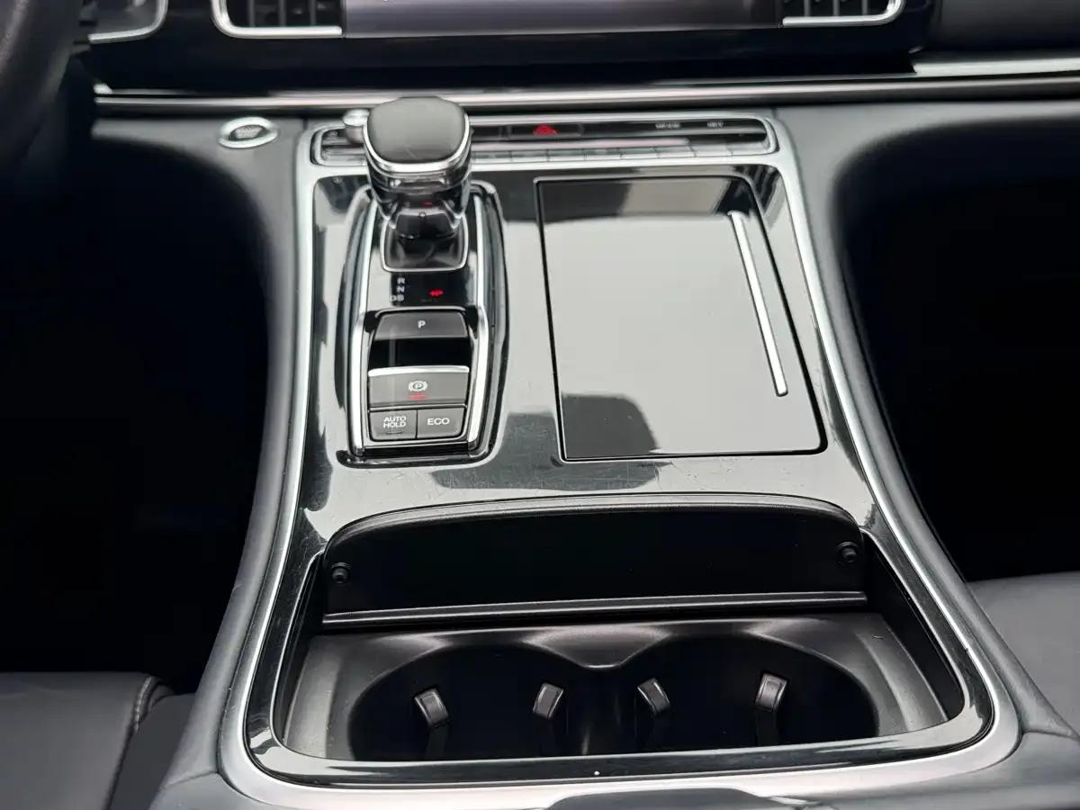 Trumpchi M8 2021 Leading Series 390T Premium Edition — миниатюра 12