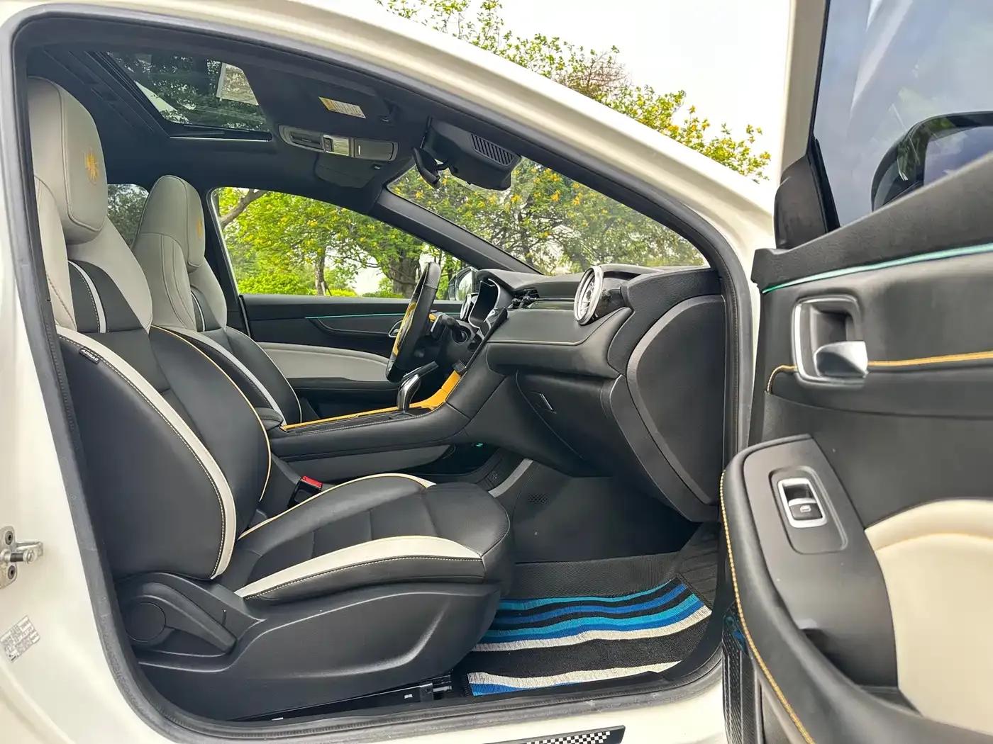 MG6 2021 Pro 1.5T Automatic Trophy Flagship Edition — миниатюра 19