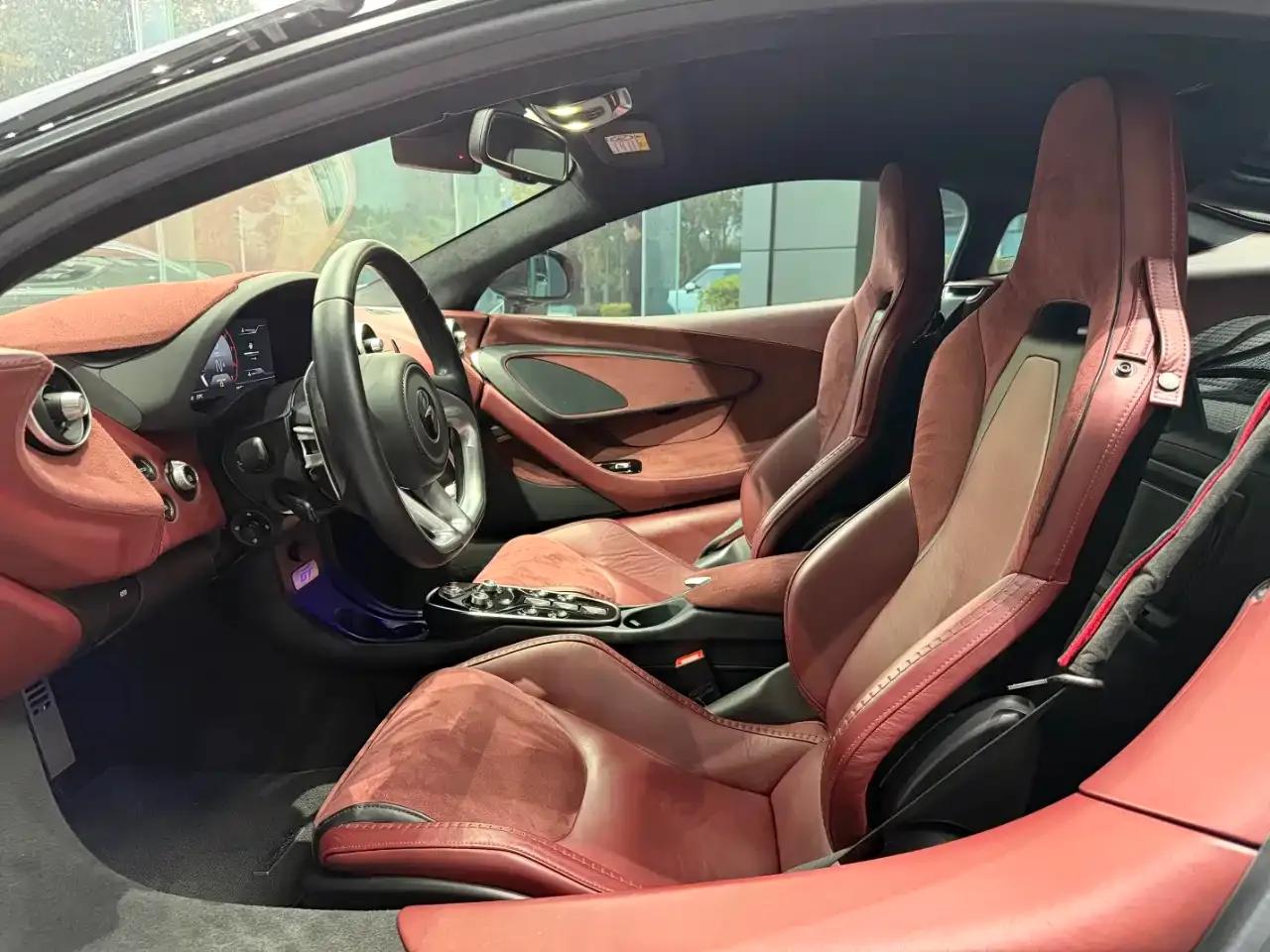 McLaren GT 2019 4.0T Standard Edition — миниатюра 5