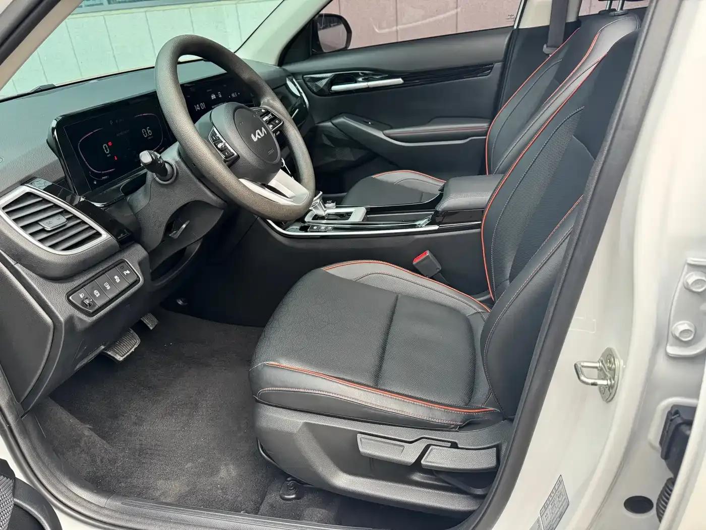 2023 Citroën Cytus 1.5L CVT Luxury Edition — миниатюра 6