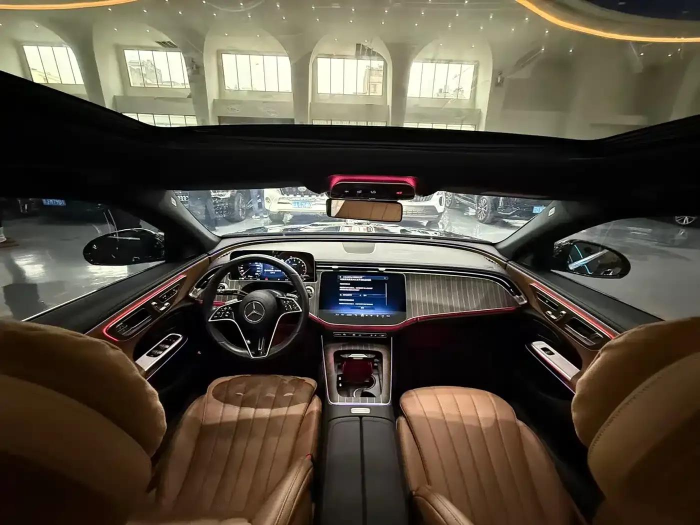 Mercedes-Benz E-Class 2024 E 300 L Fashion Edition — миниатюра 4