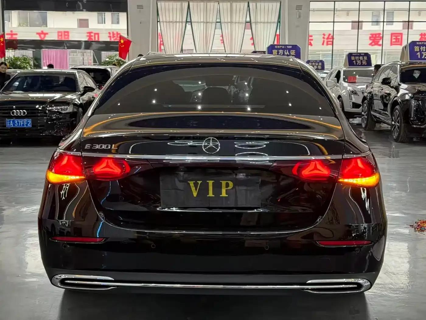 Mercedes-Benz E-Class 2024 E 300 L Fashion Edition — миниатюра 8