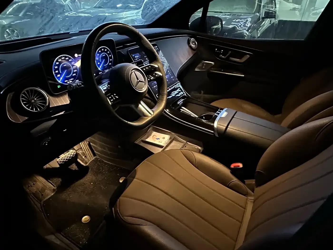 Mercedes-Benz EQE SUV 2024 500 4MATIC Luxury Edition — миниатюра 3