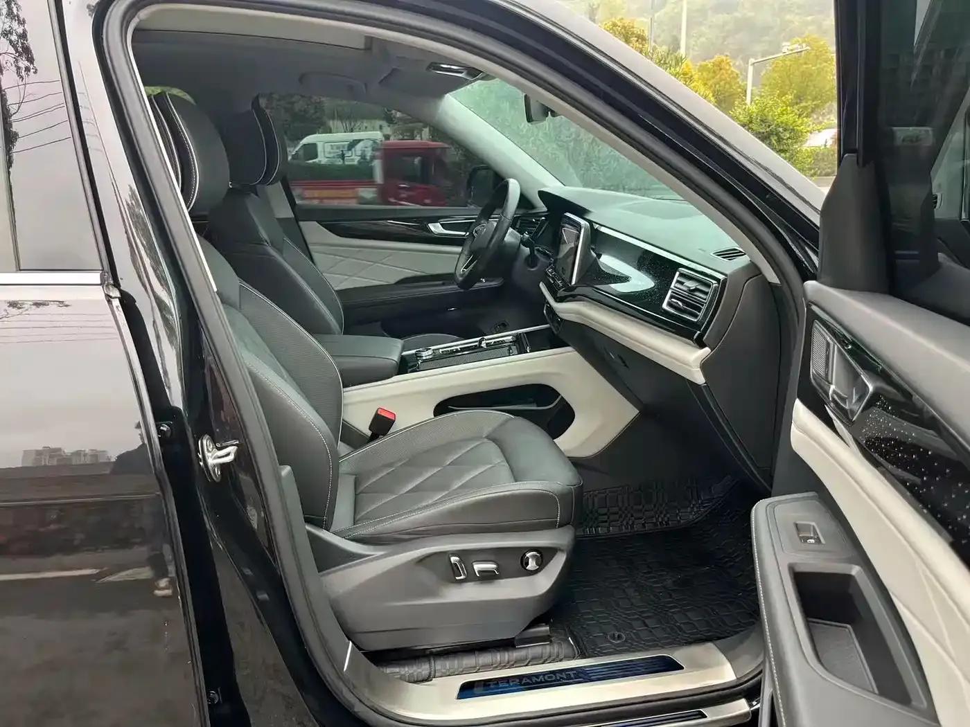 2024 Volkswagen Teramont 380TSI 4WD Premium Luxury Edition — миниатюра 6