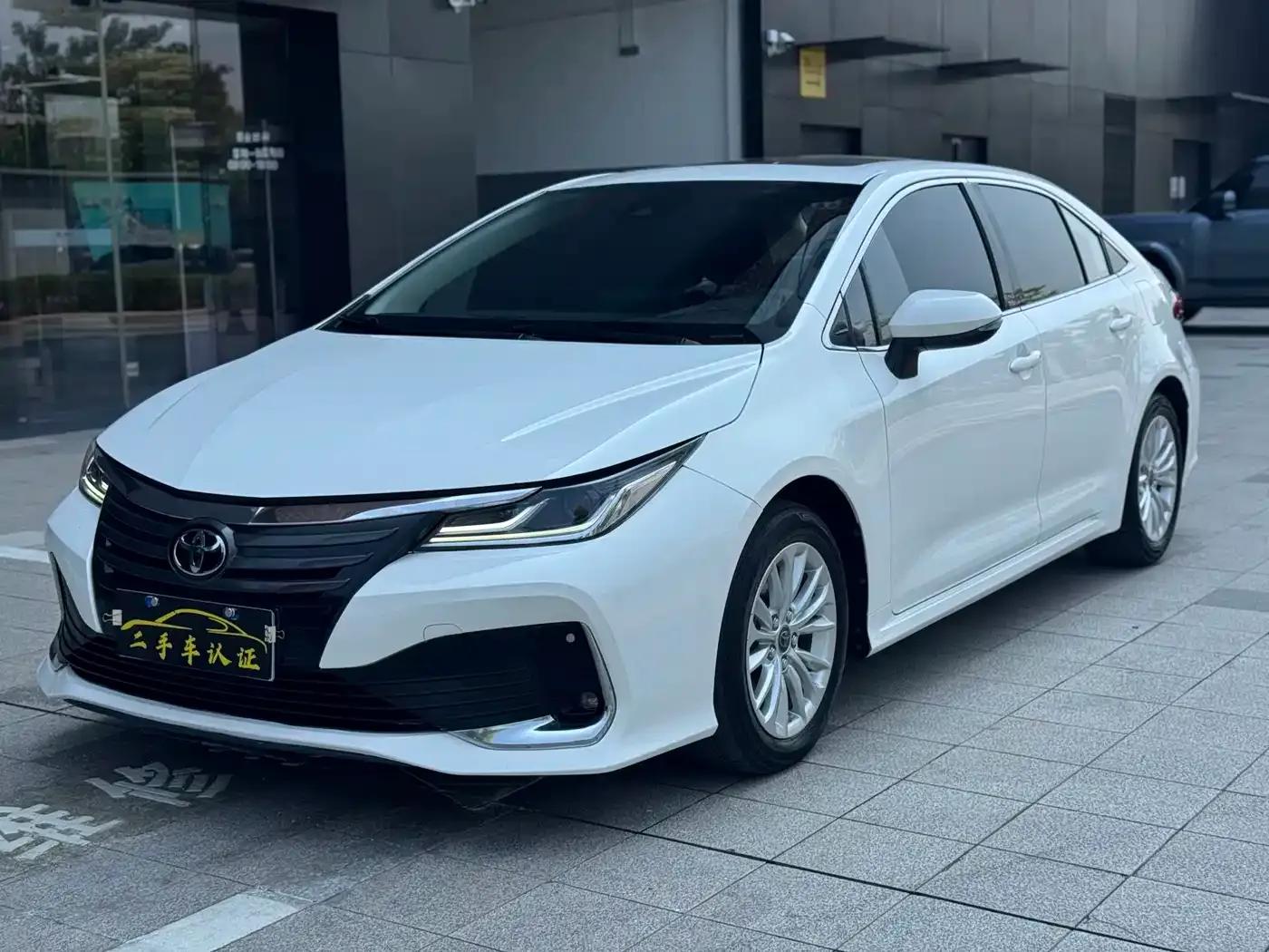 2023 Avalon 2.0L Elite Edition — миниатюра 3