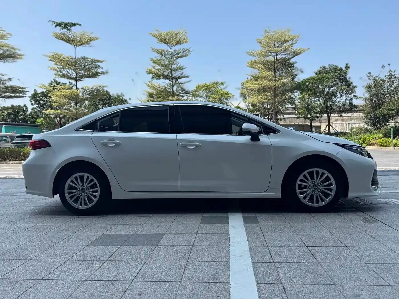 2023 Avalon 2.0L Elite Edition — миниатюра 21