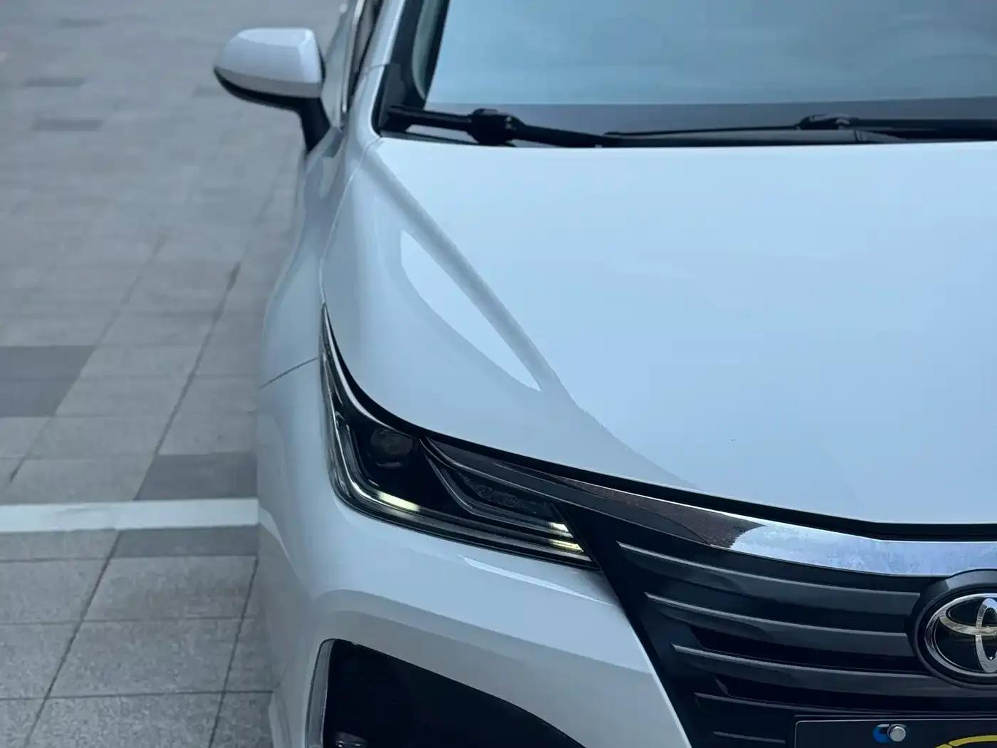2023 Avalon 2.0L Elite Edition — миниатюра 10