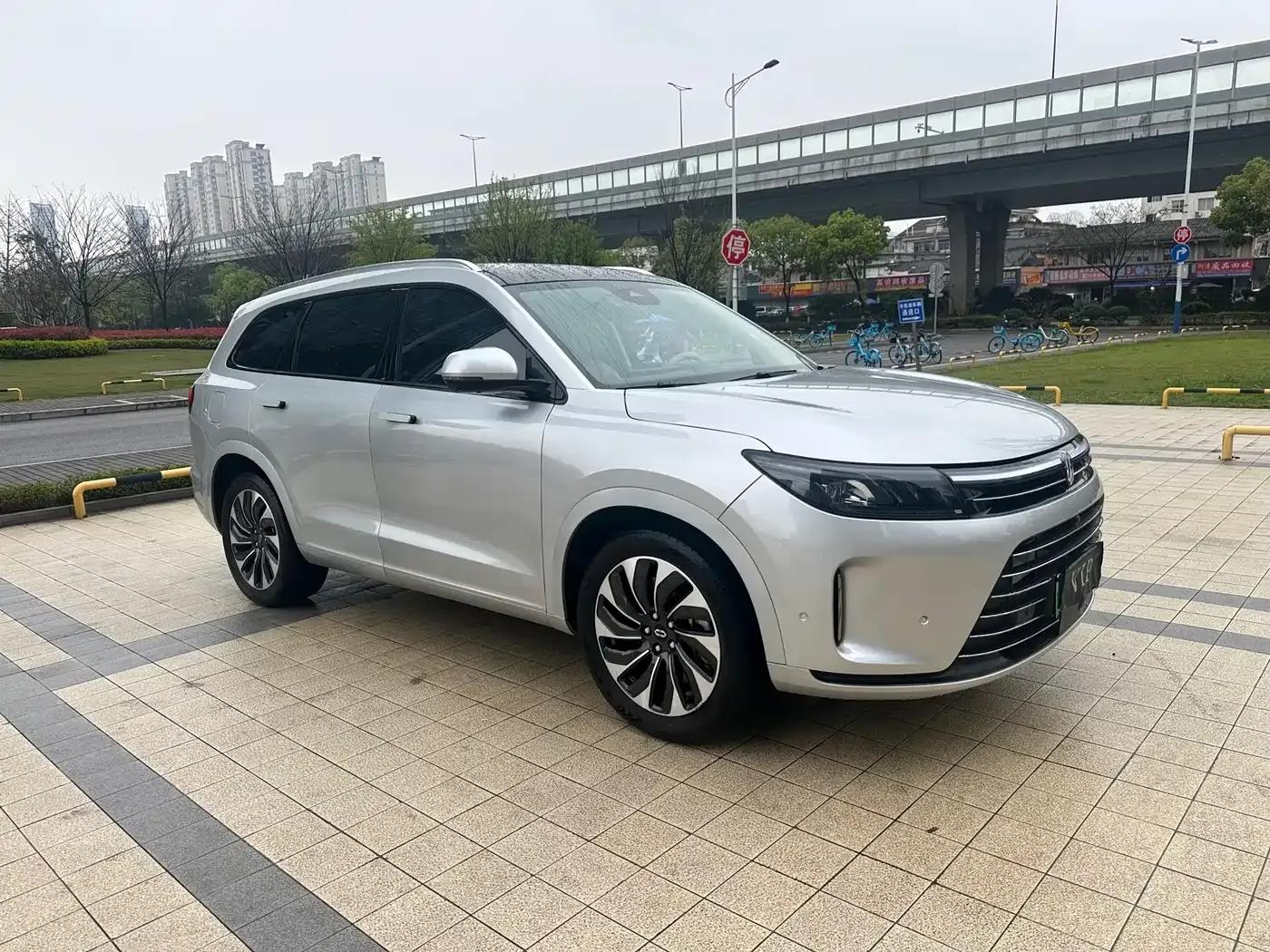 Wenjie M7 2024 1.5T Rear-Wheel Drive Plus Edition 5-Seater — миниатюра 2