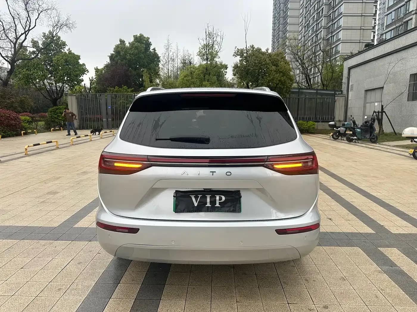 Wenjie M7 2024 1.5T Rear-Wheel Drive Plus Edition 5-Seater — миниатюра 11