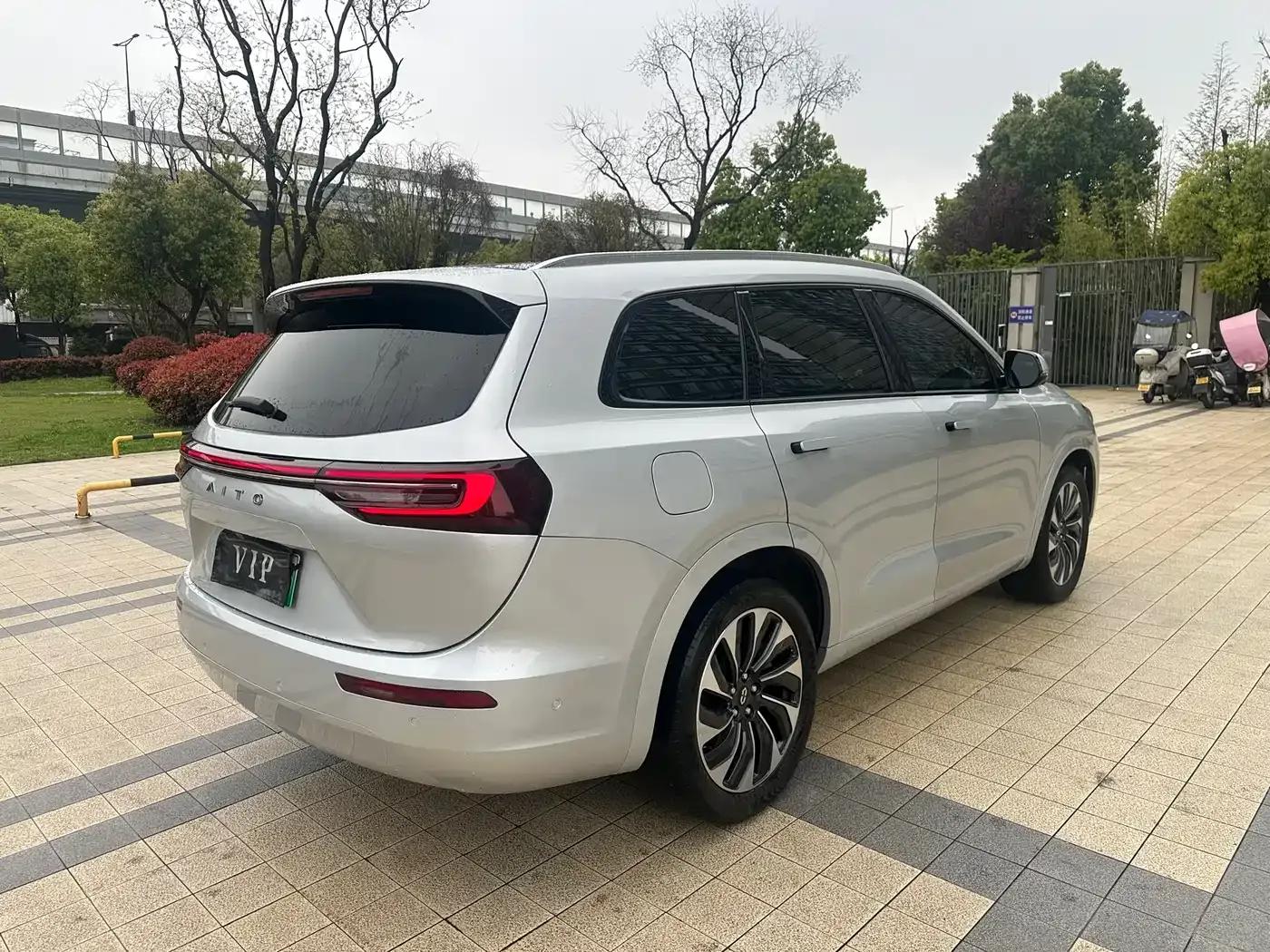 Wenjie M7 2024 1.5T Rear-Wheel Drive Plus Edition 5-Seater — миниатюра 13