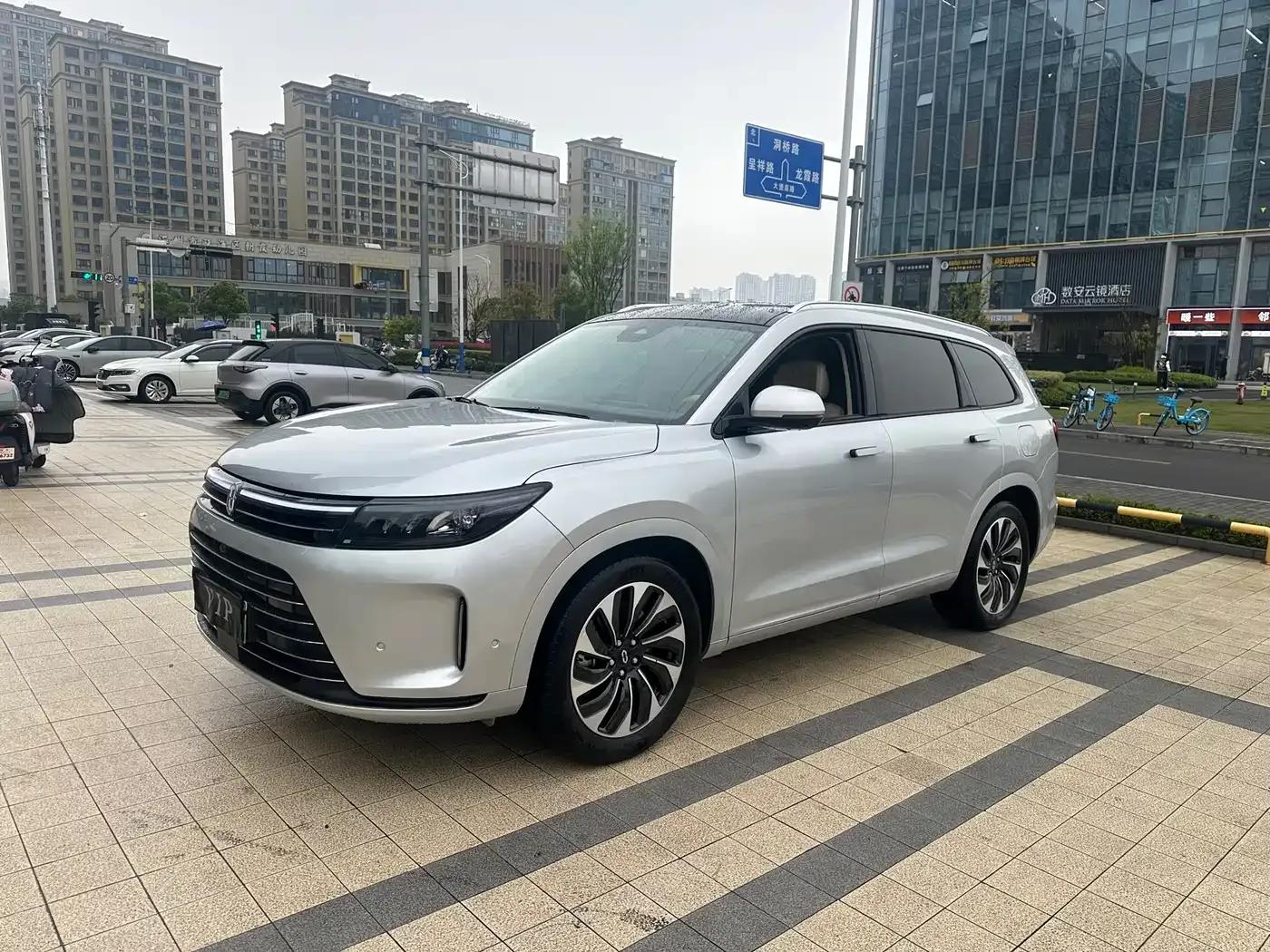 Wenjie M7 2024 1.5T Rear-Wheel Drive Plus Edition 5-Seater — миниатюра 3