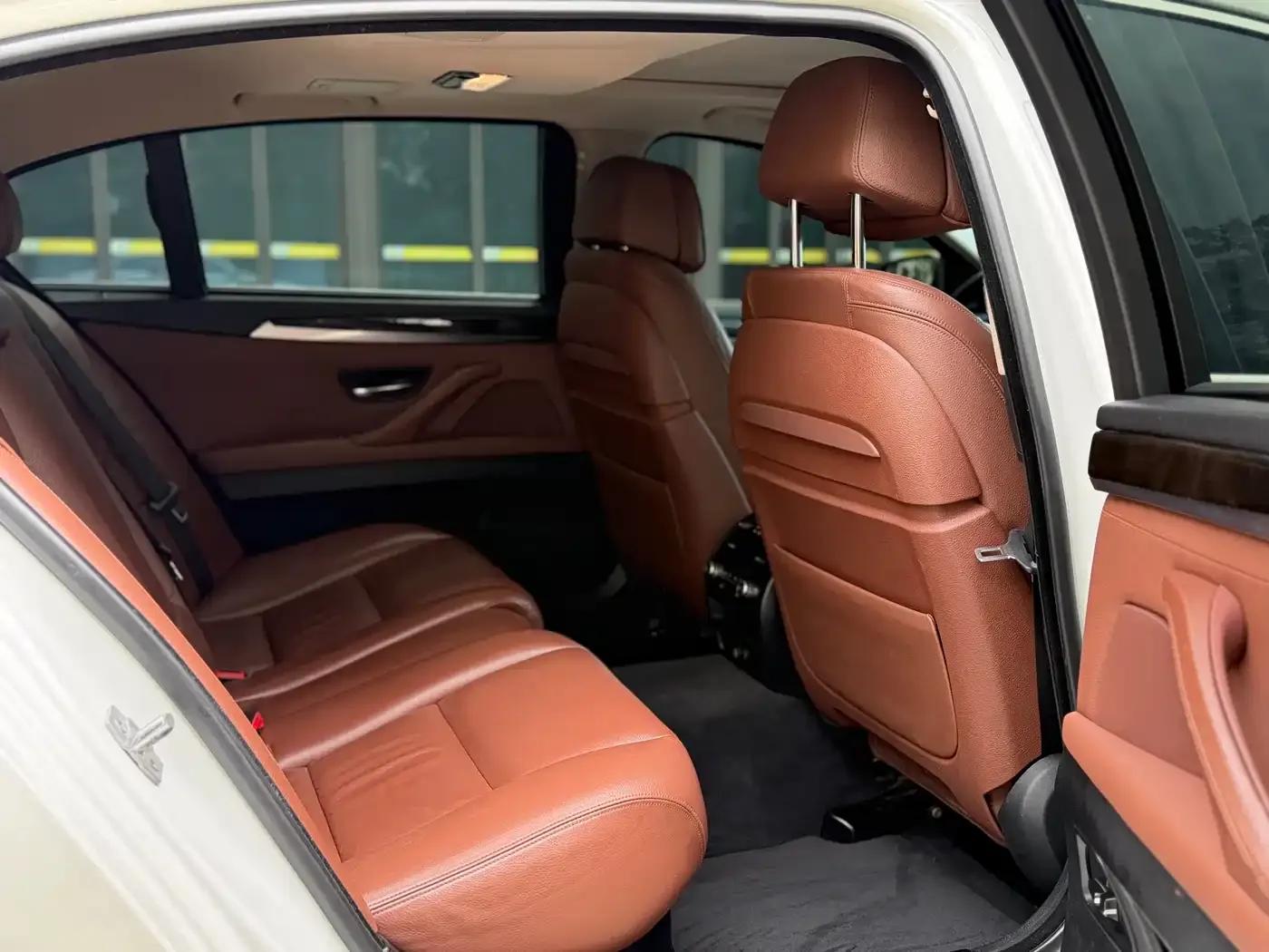 2014 BMW 5 Series 535Li Leading Edition — миниатюра 4