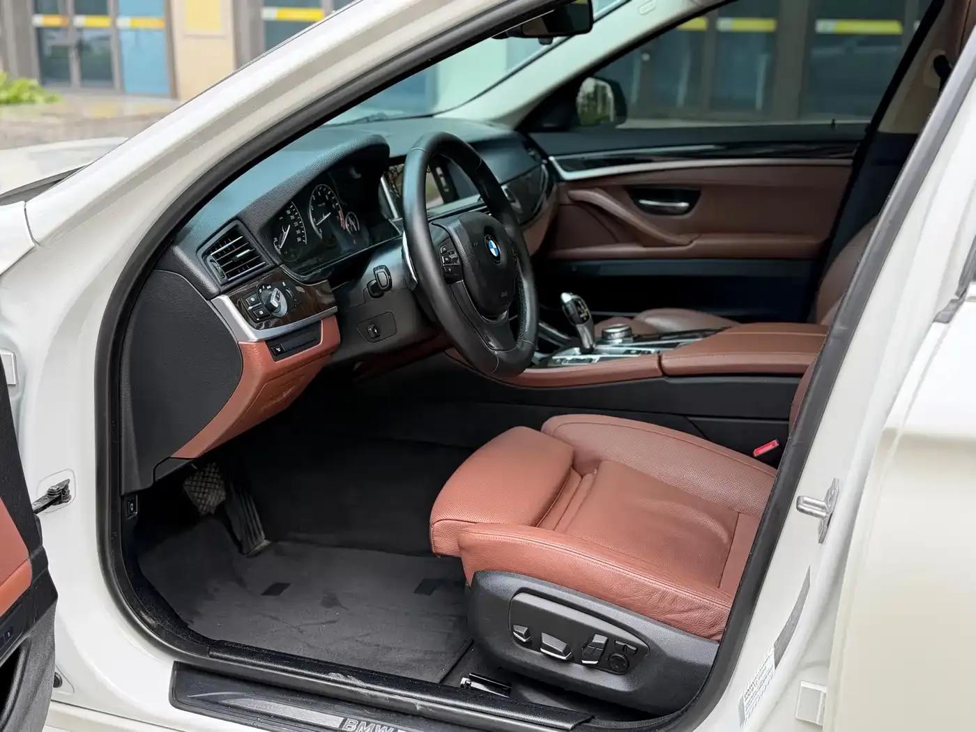 2014 BMW 5 Series 535Li Leading Edition — миниатюра 5